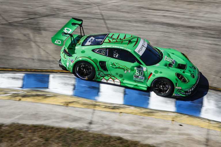 Der AO Racing Porsche im legendären Rexy-Design