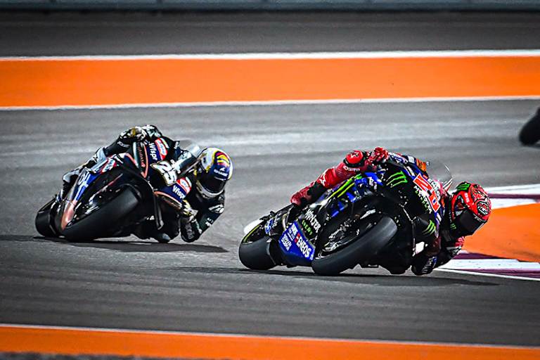 Fabio Quartararo (20) setzte sich von Raúl Fernández (25) ab