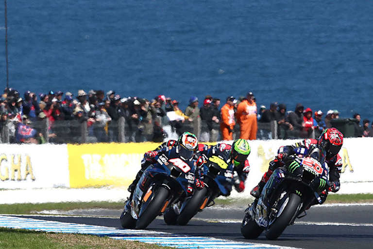 Nach dem Ausritt im Hintertreffen: Quartararo vor den Yamaha-Kolegen Darryn Binder und Cal Crutchlow