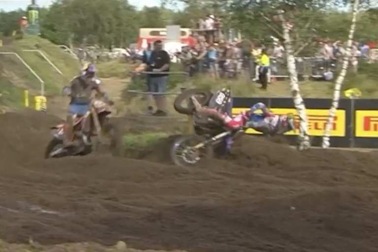 Maxime Renaux überschlug sich und fiel zurück