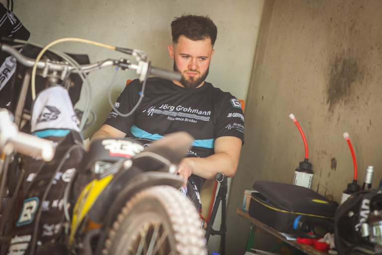 Auf der Langbahn sieht man Erik Riss nur selten