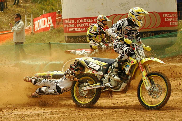 Roczen geriet in Cortelha in das Hinterrad von Rasmus Jorgensen und wird schwer verletzt