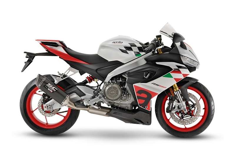 Mit 166 kg Trockengeicht und 100 PS brilliert die Aprilia RS600 Extrema mit einem in der Mittelklasse einzigartigen Leistungsgewicht