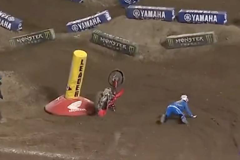 Chase Sexton stürzte in Führung liegend