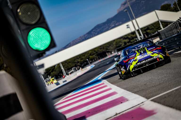 Das Fahrzeug von MotoGP-Legende Valentino Rossi war in beiden Sitzungen der schnellste WRT BMW M4 GT3