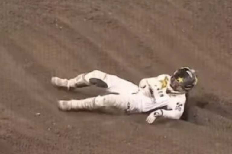 Malcolm Stewart nach seinem Crash