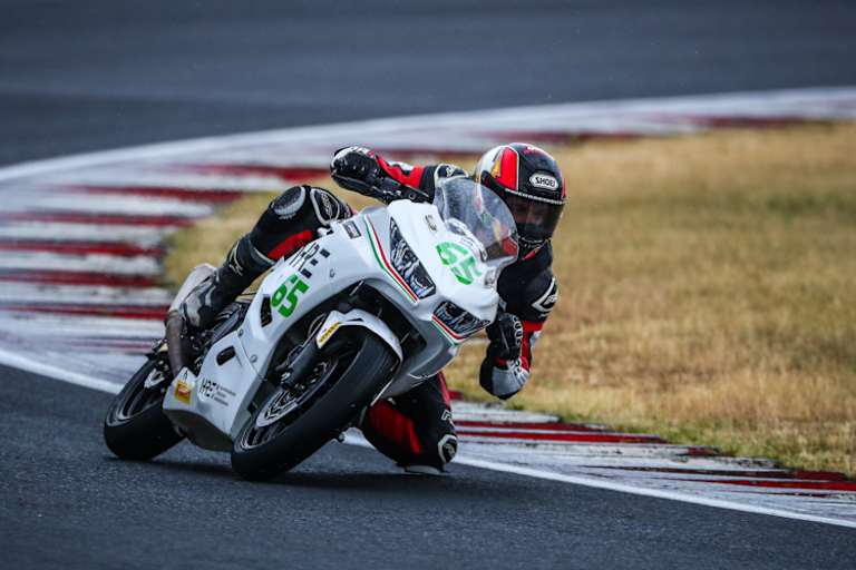 Mate Szamado wurde im Fotofinish Zweiter