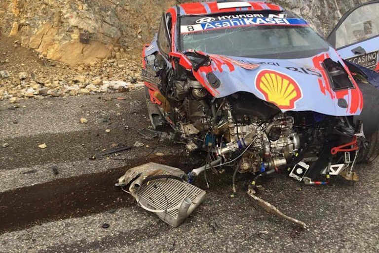 Unfall von Ott Tänak bei der Rallye Monte Carlo