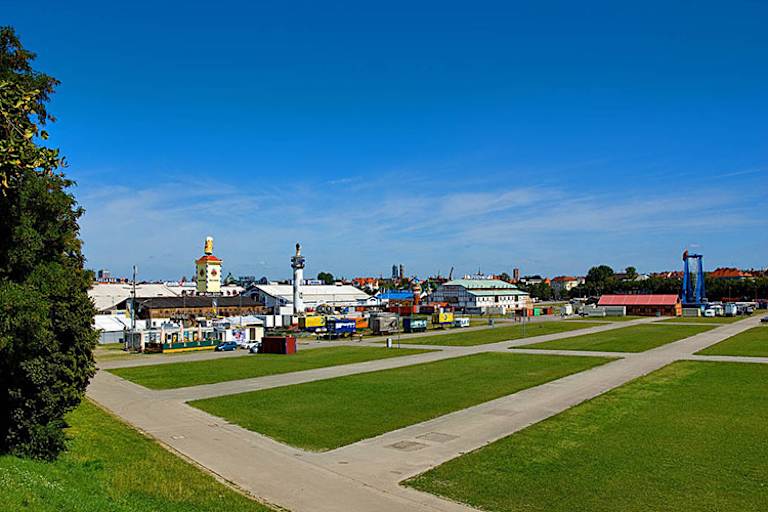 Nur ca. 180 Menschen trafen sich zur Demo auf der Theresienwiese