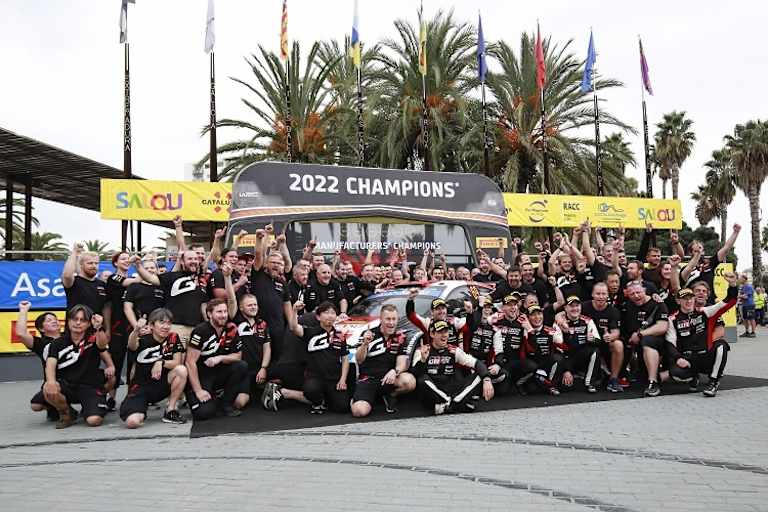 Mit Sieg von Sébastien Ogier in Spaniien wieder Champion