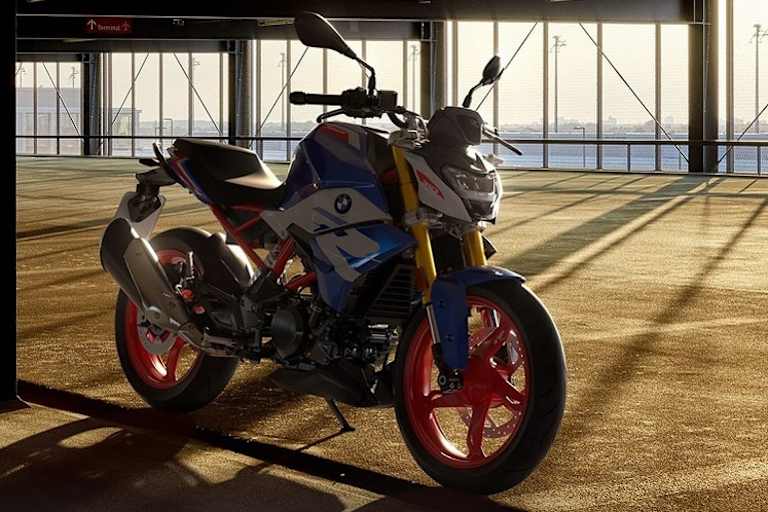 Die BMW G310R ist unverkennbar die technische Basis des angekündigten Roadsters von TVS