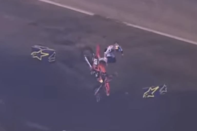 Vialle flog in Daytona im Bereich einer Rhythmus-Sektion über den Lenker ab