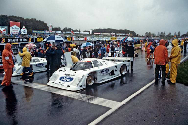 Die Ford C 100 gingen aus der ersten Reihe ins Rennen