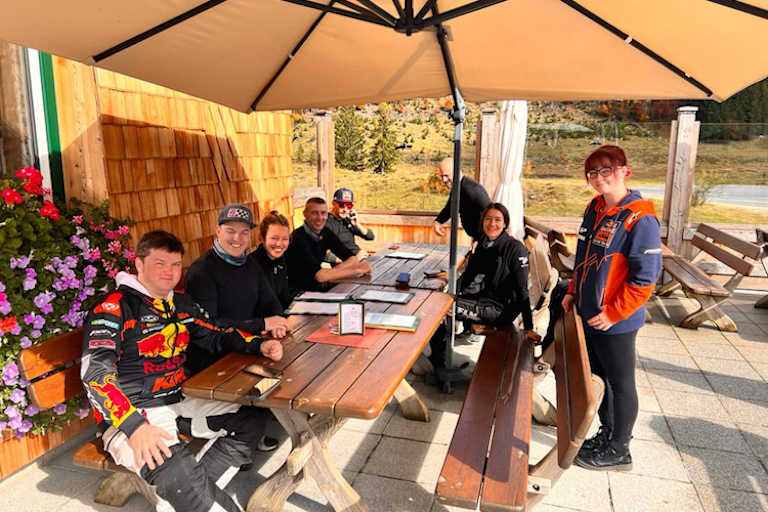 Das Team West legte eine ausgiebige Verpflegungspause ein