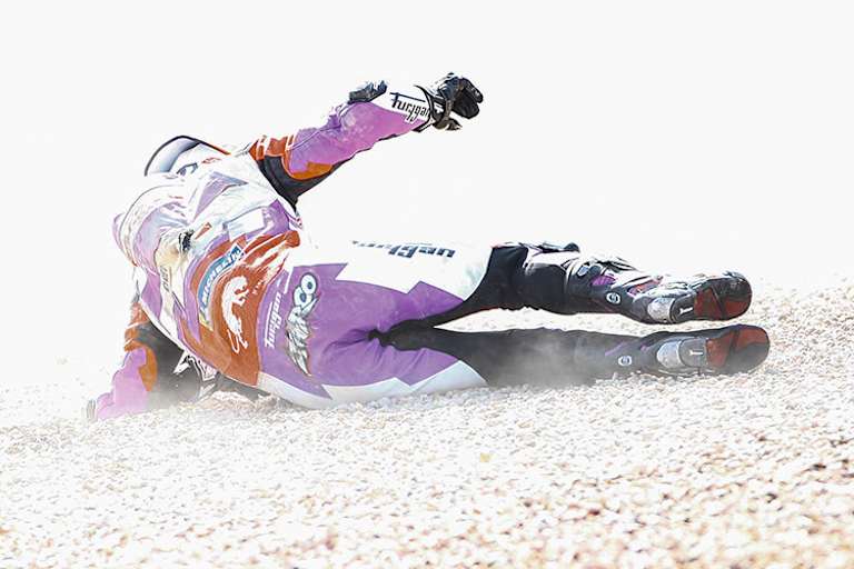 Sturz im Warm-up: Johann Zarco