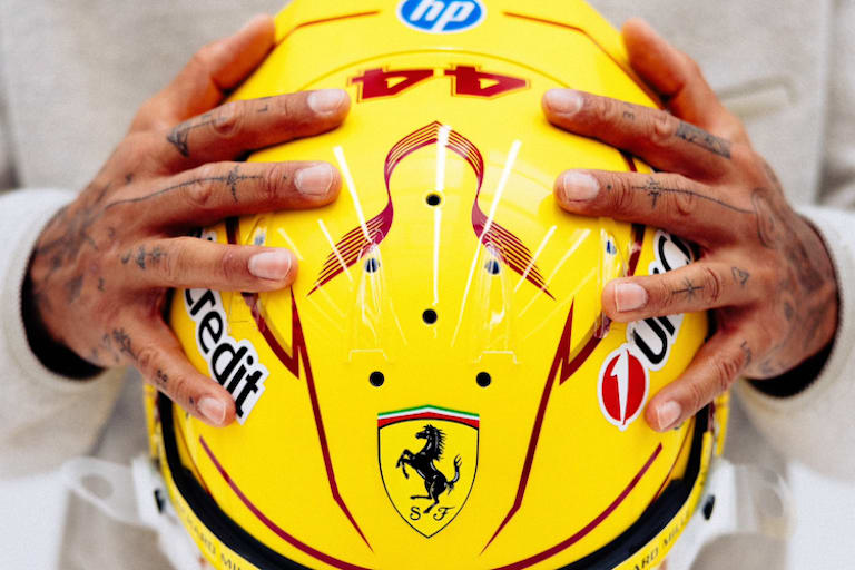 Das ist der neue Helm von Lewis Hamilton