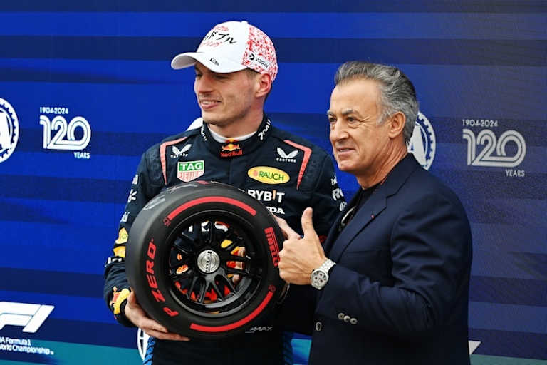 Alesi 2024 in Japan mit Max Verstappen