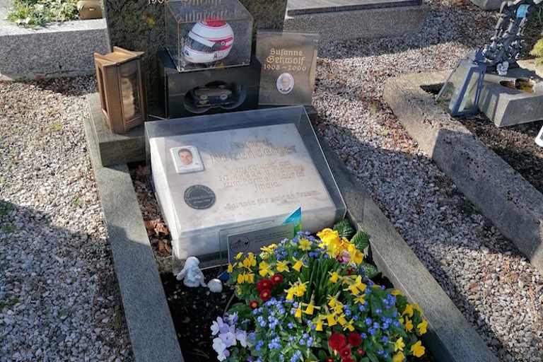 Die letzte Ruhestätte von Roland Ratzenberger