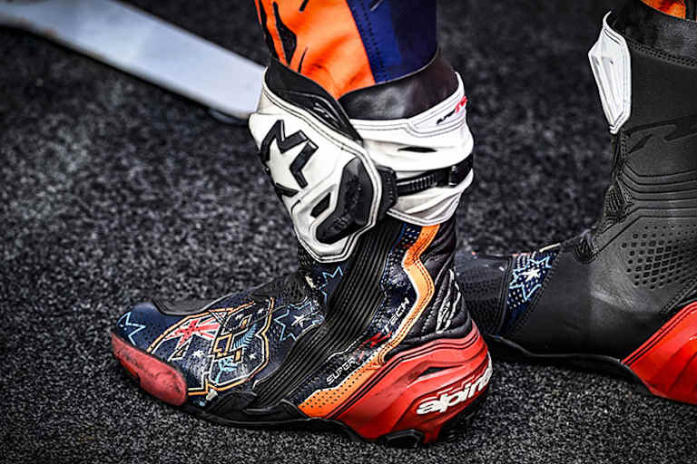 Jack Miller trägt ein Stück Heimat am Schuh.