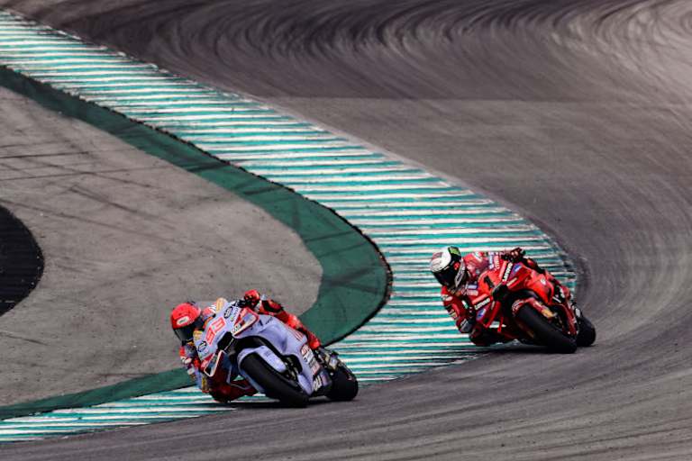 Erstmals Markenkollegen: Marc Márquez vor Pecco Bagnaia