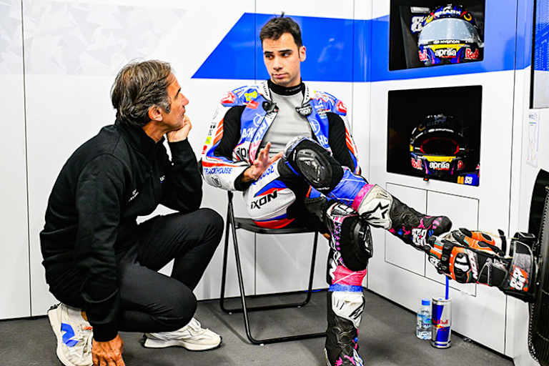 Entscheidend: den Fahrern zuhören. Davide Brivio und sein Star-Pilot Miguel Oliveira.