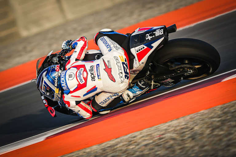 Auf der Strecke lässt sich der Spanier hingegen nichts anmerken