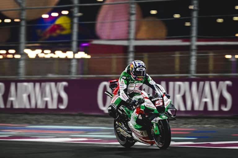 Nummer 5 lebt. Zarco freundete sich schnell mit der RC213V an. Im Training als auch im Grand Prix war er der schnellste der vier Honda-Piloten