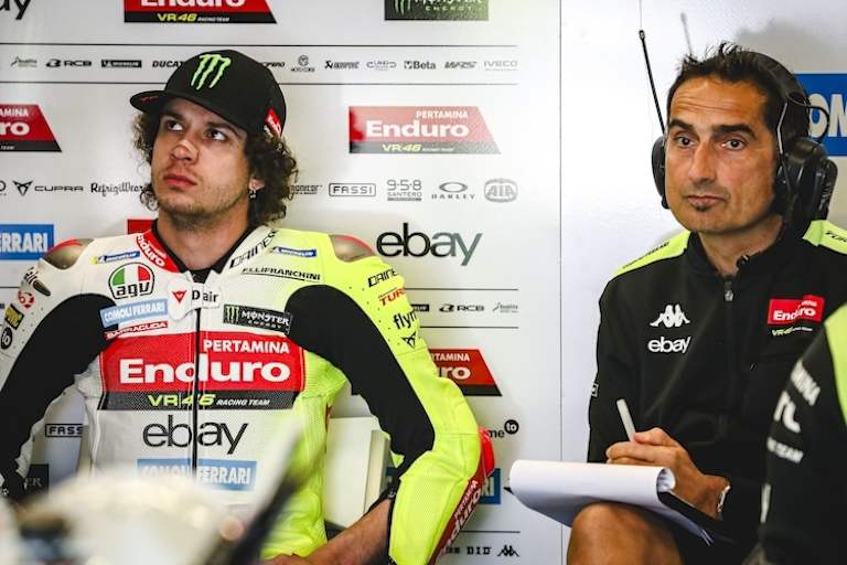 Kurz vor dem Start zum US-Grand Prix: Bezzecchi mit Crew-Chief Matteo Flamigni