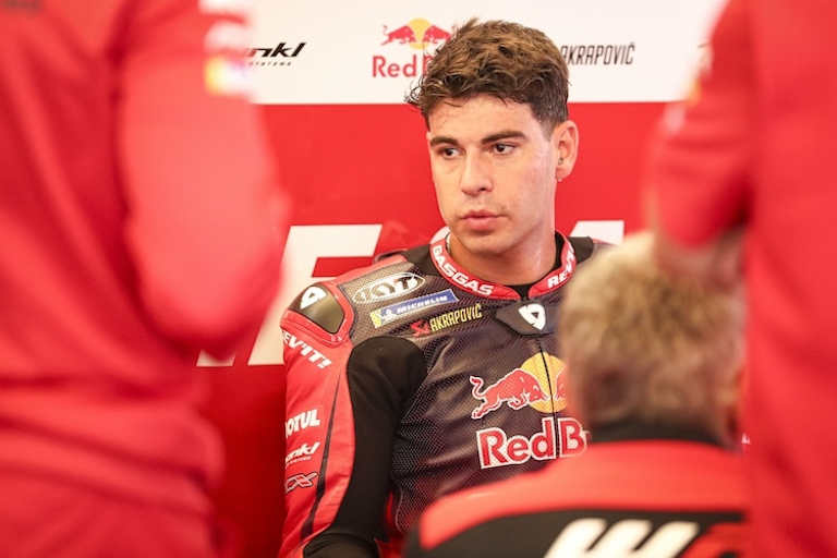 Kopieren und einfügen. Fernandez will sich nun mit der Abstimmung des überragenden Teamkollegen Acosta versuchen