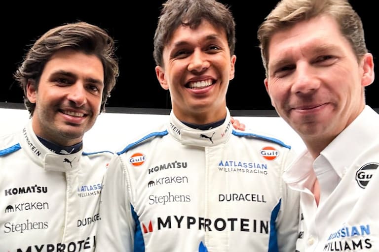 Carlos Sainz, Alex Albon und James Vowles