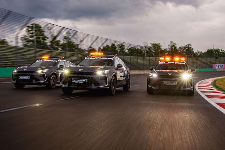 Cupra stellt auch weitere offizielle Fahrzeuge