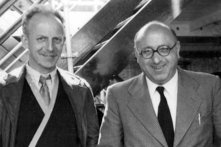 Harold Daniell (re.) neben seinem Rennfahrerkollegen Ted Frend