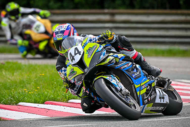 Johannes Schwimmbeck kann sich in Chimay gut in Szene setzen