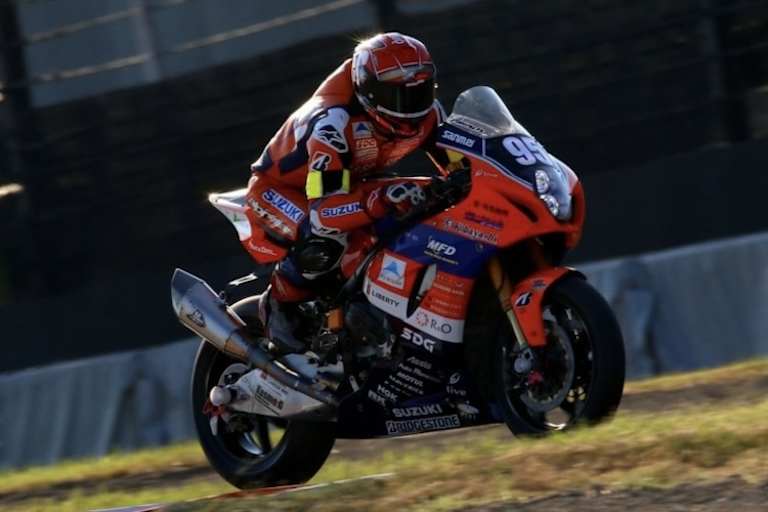 Jonas Folger auf dem Suzuki-Superbike