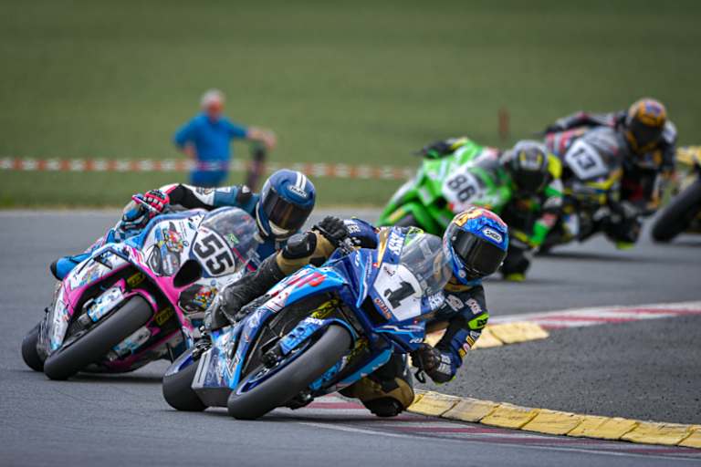 Lukas Maurer (1) und David Datzer (55): IRRC-SBK-Champions 2023 und 2024