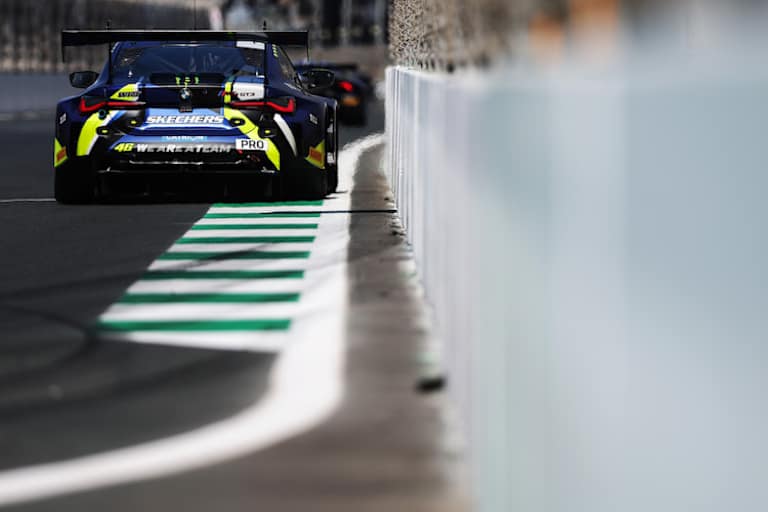 Mit seinem BMW M4 GT3 pflügte er gemeinsam mit seinen Teamkollegen durch das Feld