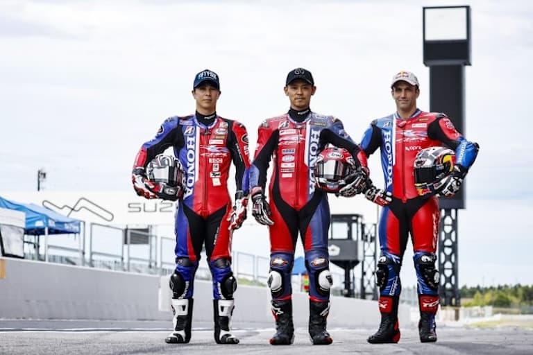 Startnummer 30 in Suzuka: Johann Zarco mit Takumi Takahashi und Teppei Nagoe