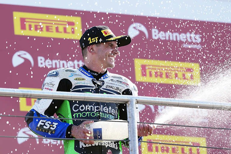 Jason O'Halloran gewann erstmals auf Kawasaki