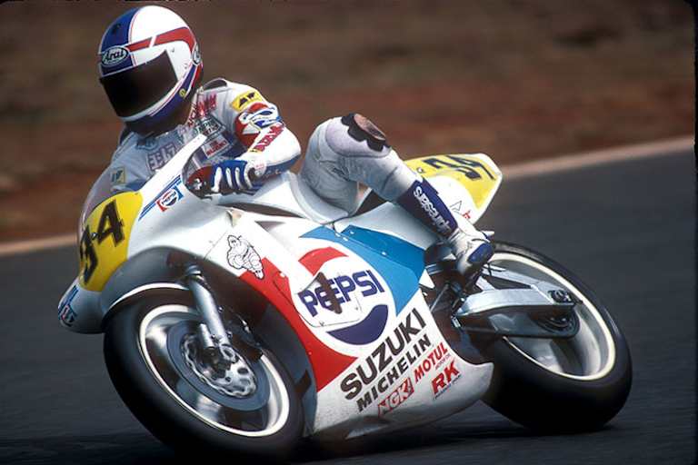 Ikonischer Teamchef einer ikonischen Zeit: Kevin Schwantz auf der Suzuki.