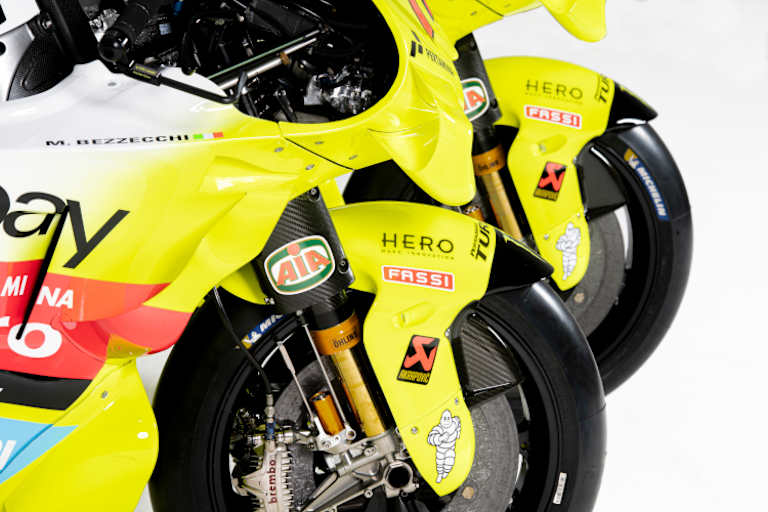 Die gelb-weiße Farbkombination prägt das 2024er-Design von Pertamina Enduro VR46