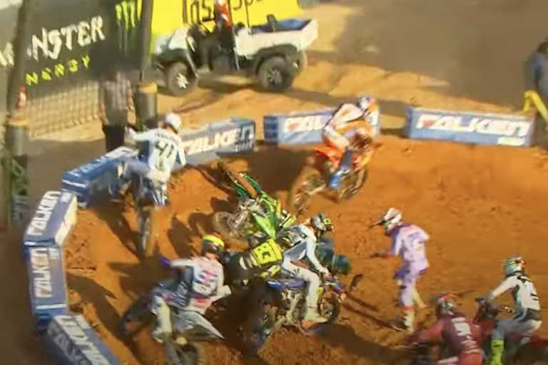 Chaos im ersten 250er Finale von Birmingham