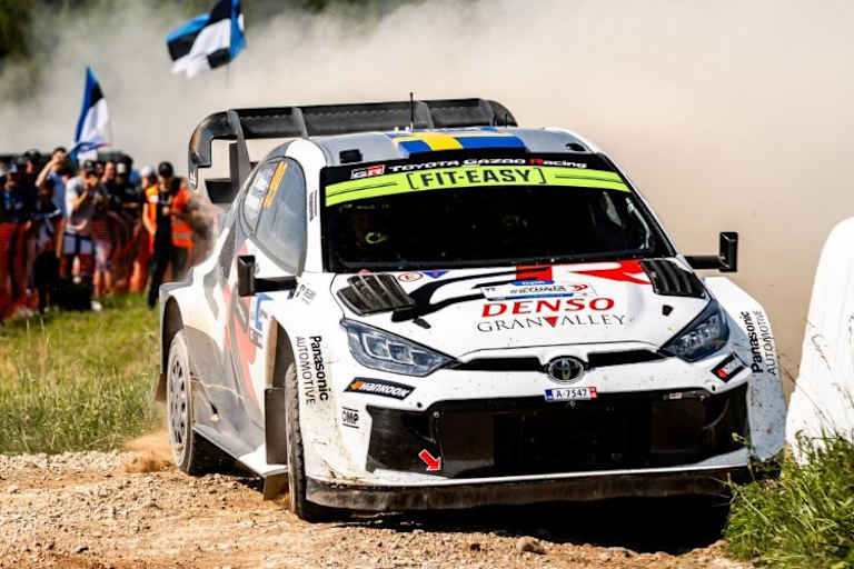 Nah dran an einem Sieg nach toller Fahrt am Samstag beim Toyota-Rally1-Debut in Estland: Oliver Solberg