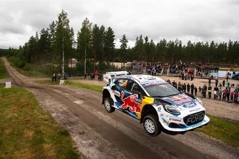 Ford-Fahrer Adrien Formaux; Weite Sprünge in Finnland obligartorisch