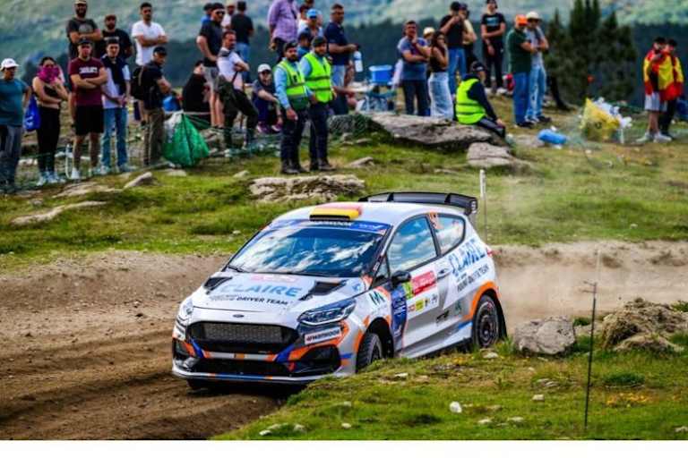 Nach Schreckmoment-Zwischenfall und Technikproblemen war für Claire Schönborn und Jara Hain Characterbuilding angesagt