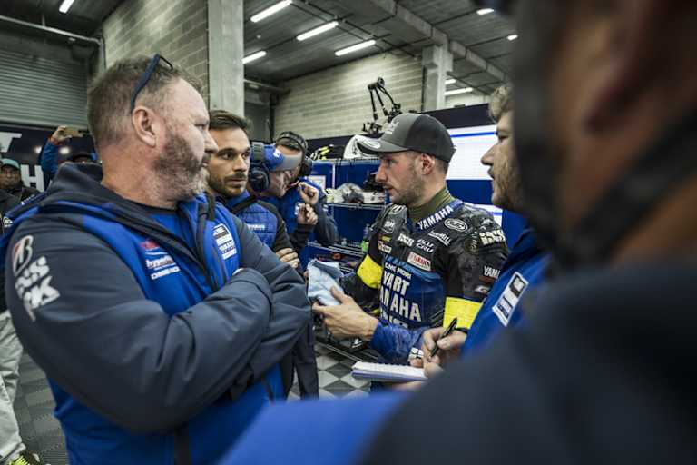 Mandy Kainz (links) im Gespräch mit Marvin Fritz