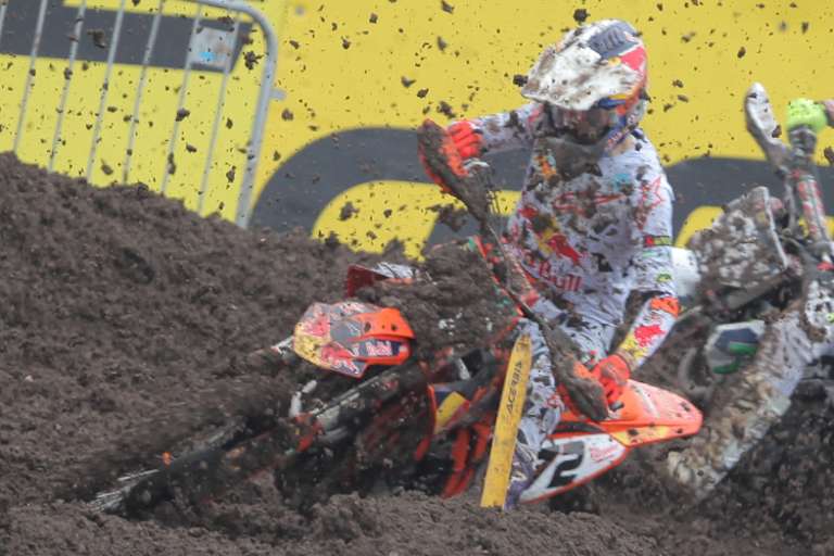 Im ersten Wertungslauf am Sonntag war es noch schlammig