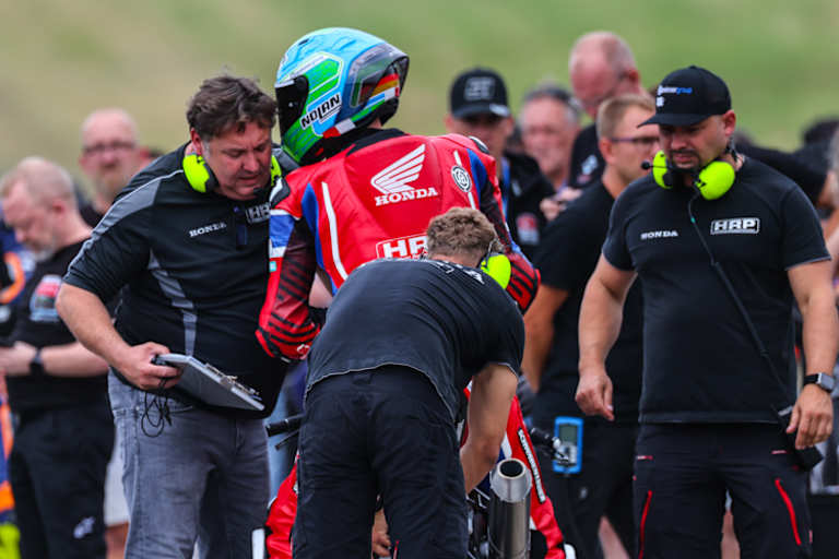 Florian Alt berichtet seine Teamchef