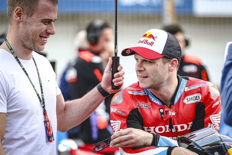 Bradl vor dem Start zum Catalunya-GP