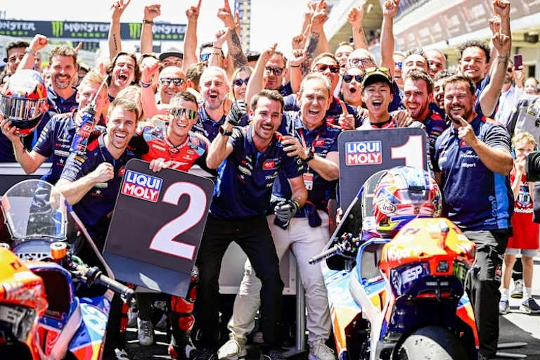 Barcelona: Mit dem Doppelsieg legten die MSi-Piloten den Grundstein für die WM-Doppelführung