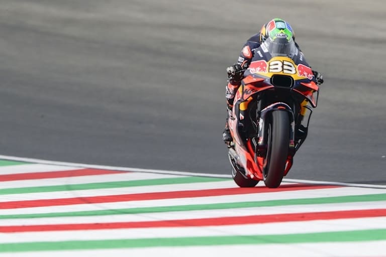 Speedkönig Brad Binder auf der KTM RC16